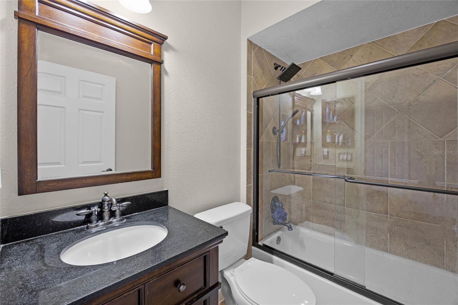 Image 31 of 56 For 13722 Fox Glove Street