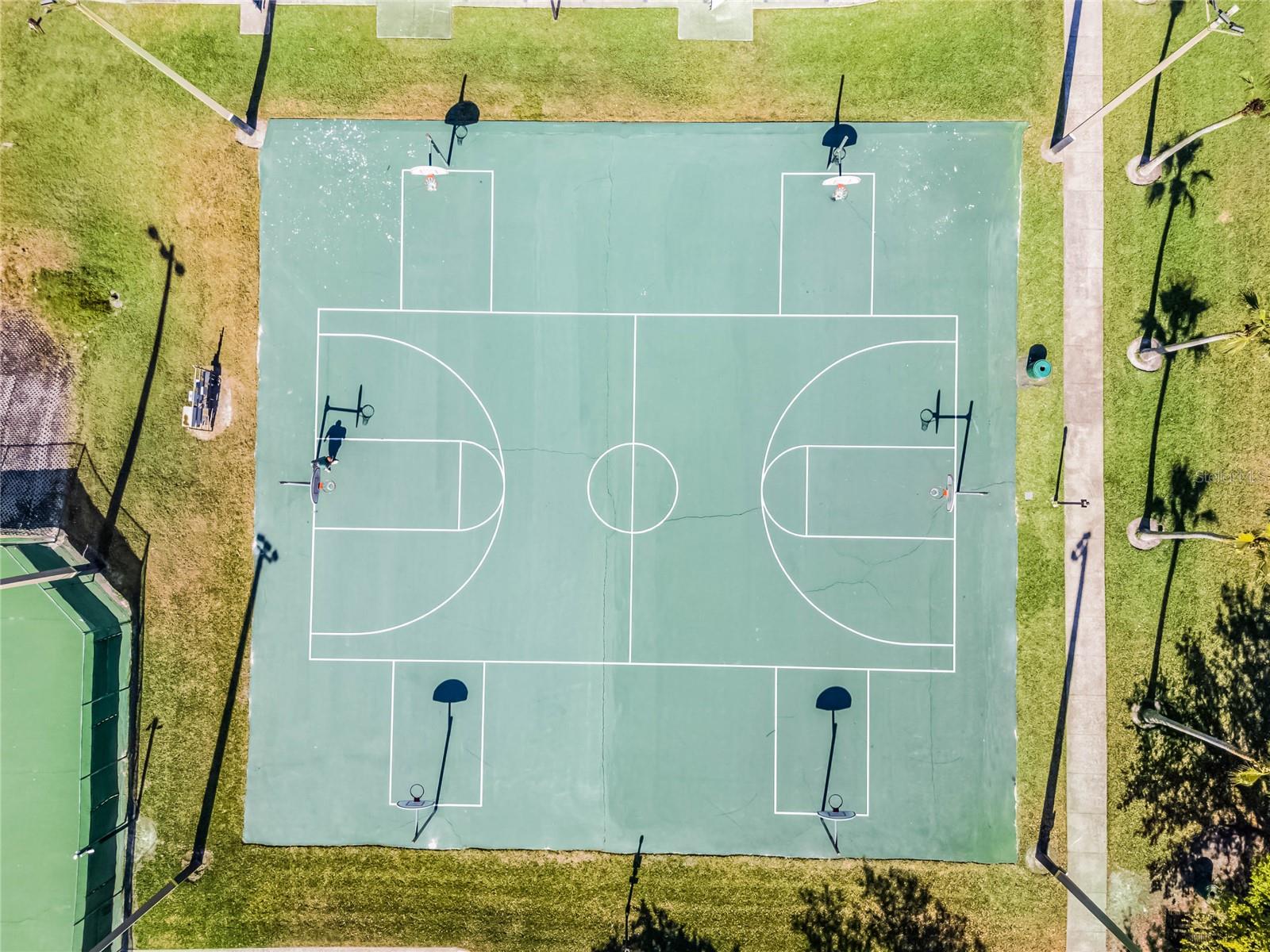 Image 47 of 56 For 13722 Fox Glove Street