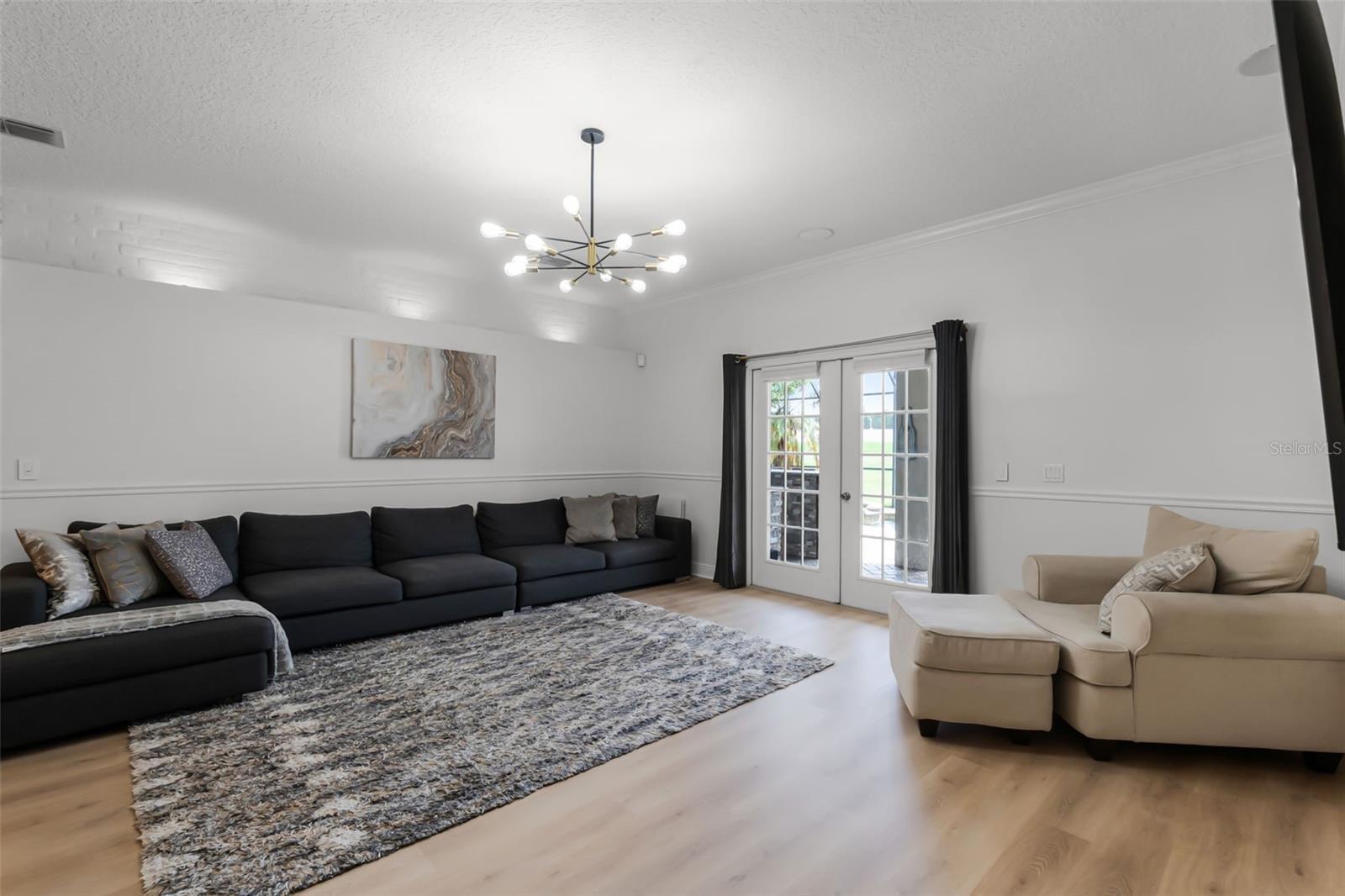 Image 7 of 56 For 13722 Fox Glove Street