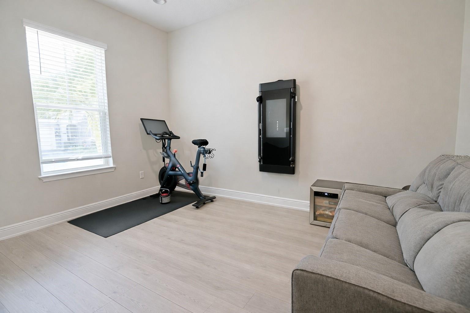 Image 13 of 36 For 5128 Breezy Acres Street