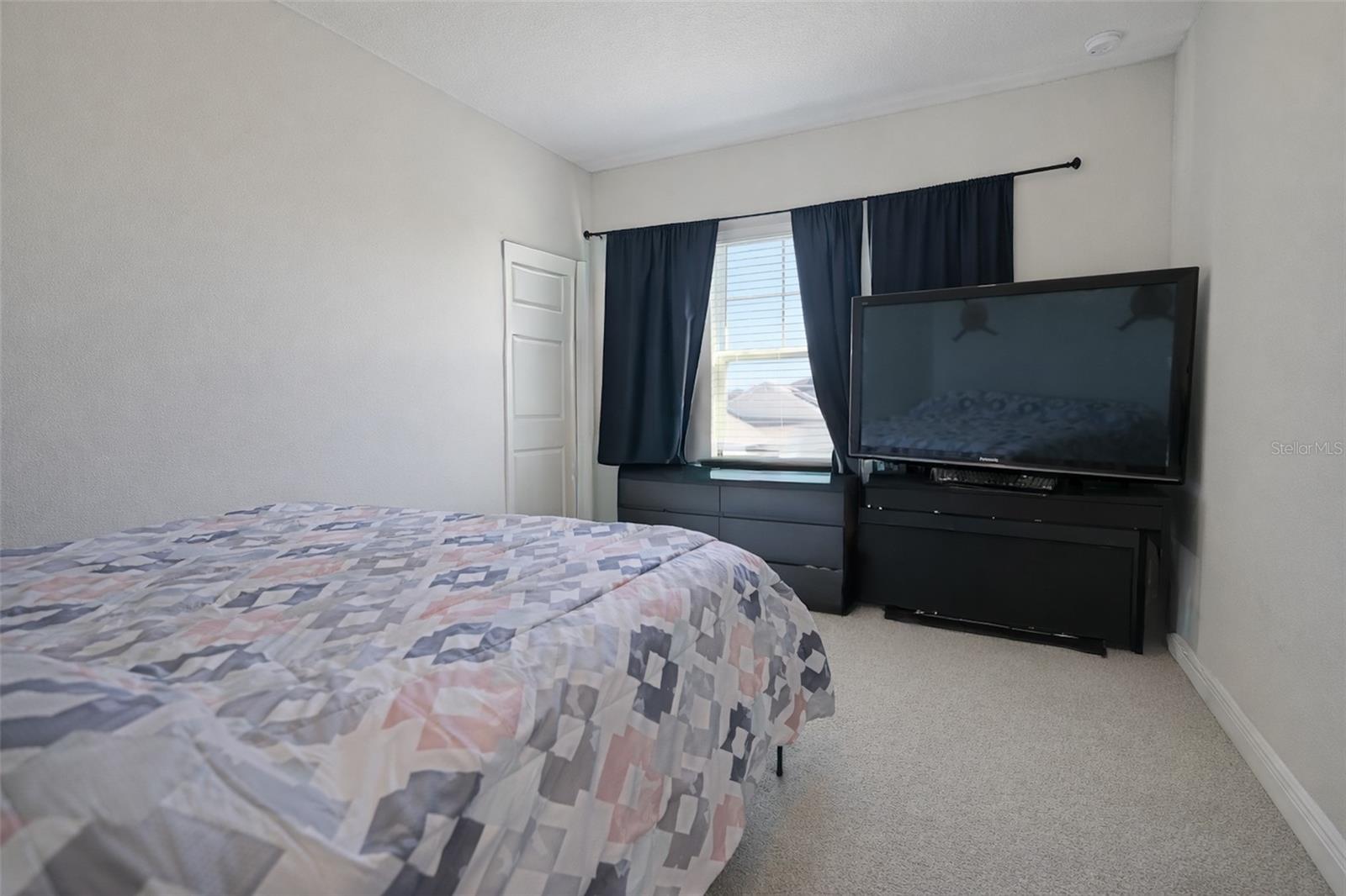 Image 29 of 36 For 5128 Breezy Acres Street