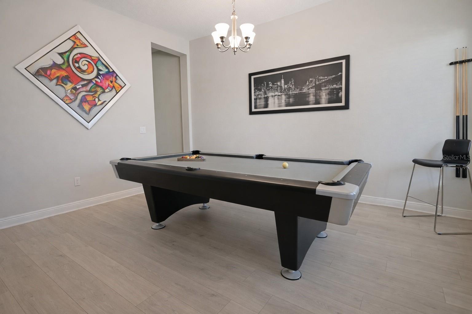 Image 8 of 36 For 5128 Breezy Acres Street