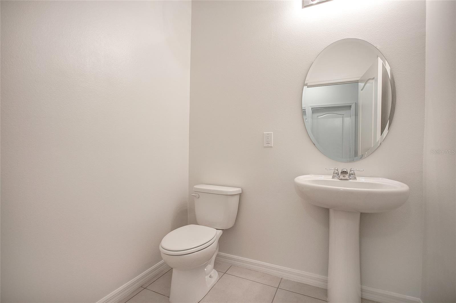 Image 17 of 42 For 3449 Seneca Club Loop 103c