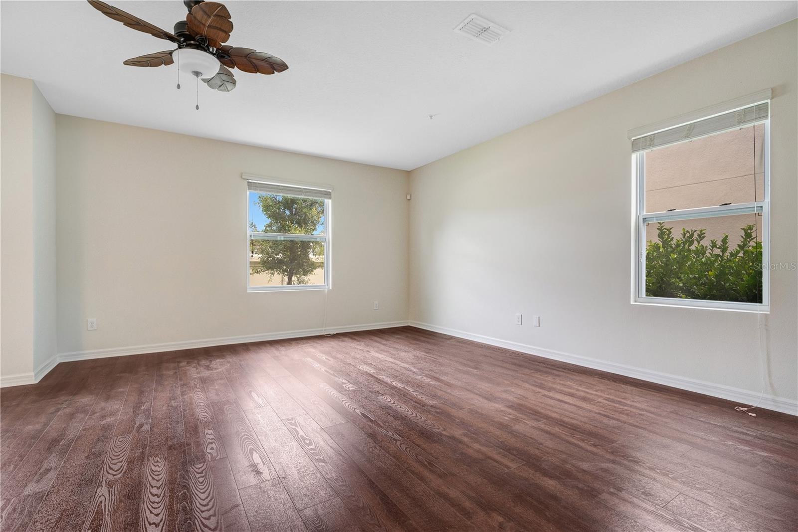 Image 18 of 42 For 3449 Seneca Club Loop 103c