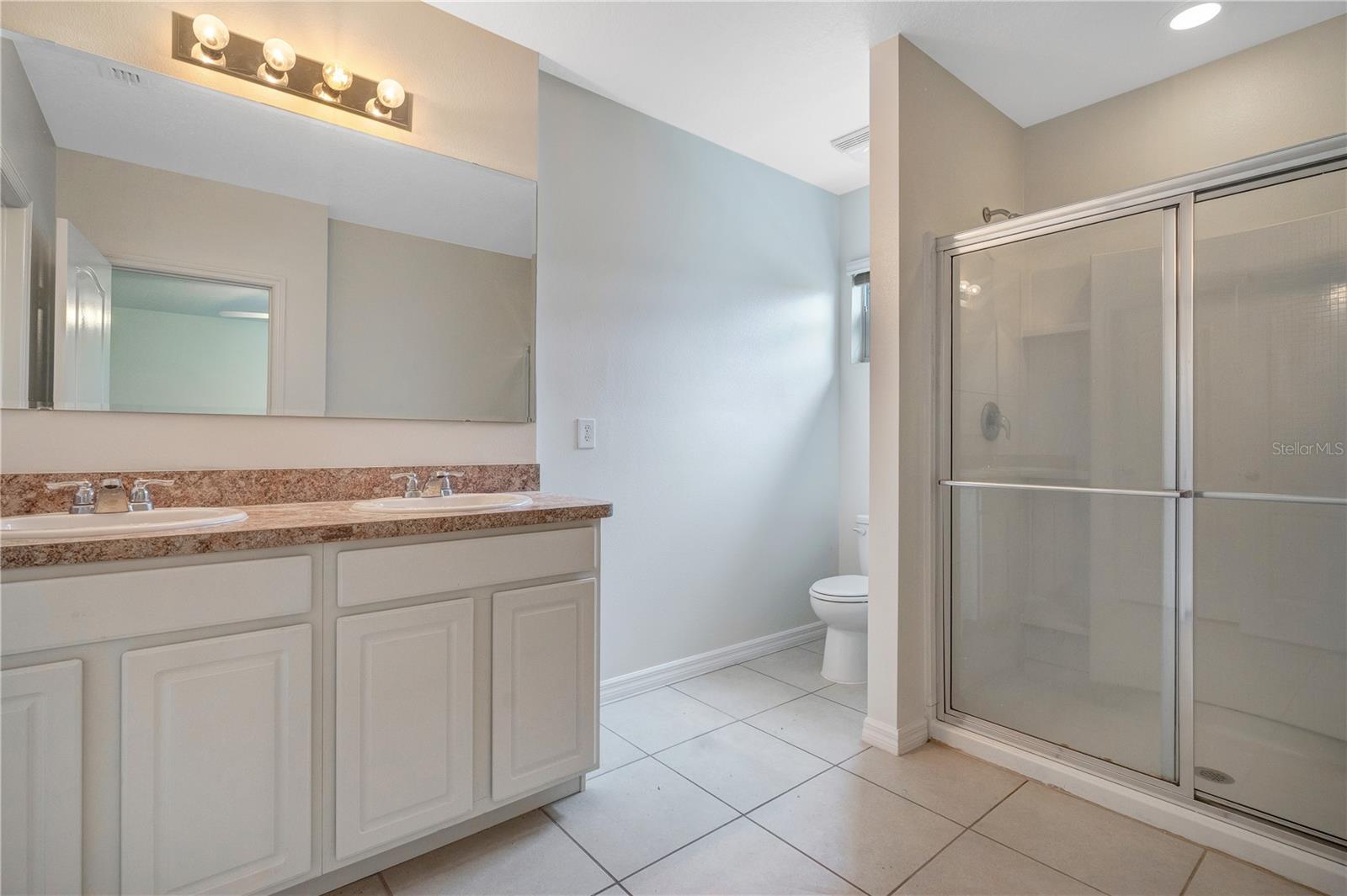 Image 23 of 42 For 3449 Seneca Club Loop 103c