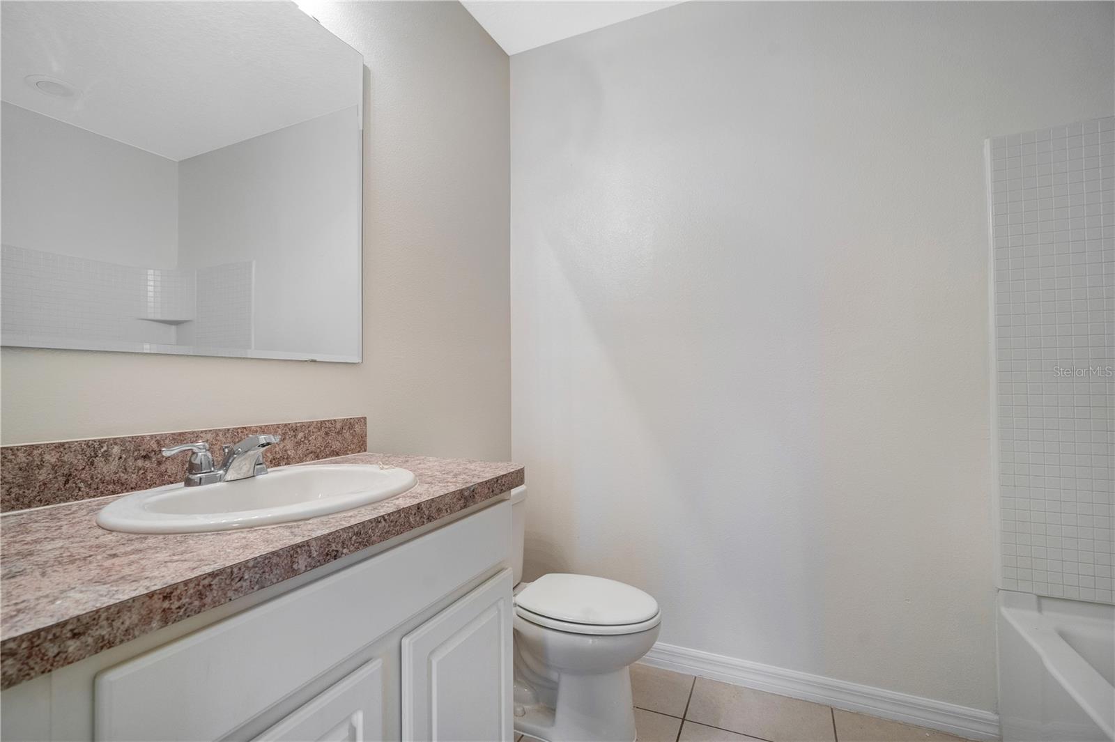 Image 28 of 42 For 3449 Seneca Club Loop 103c