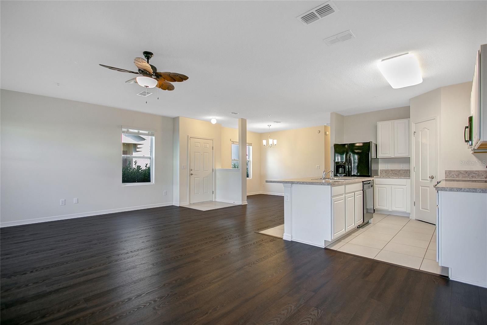 Image 7 of 42 For 3449 Seneca Club Loop 103c