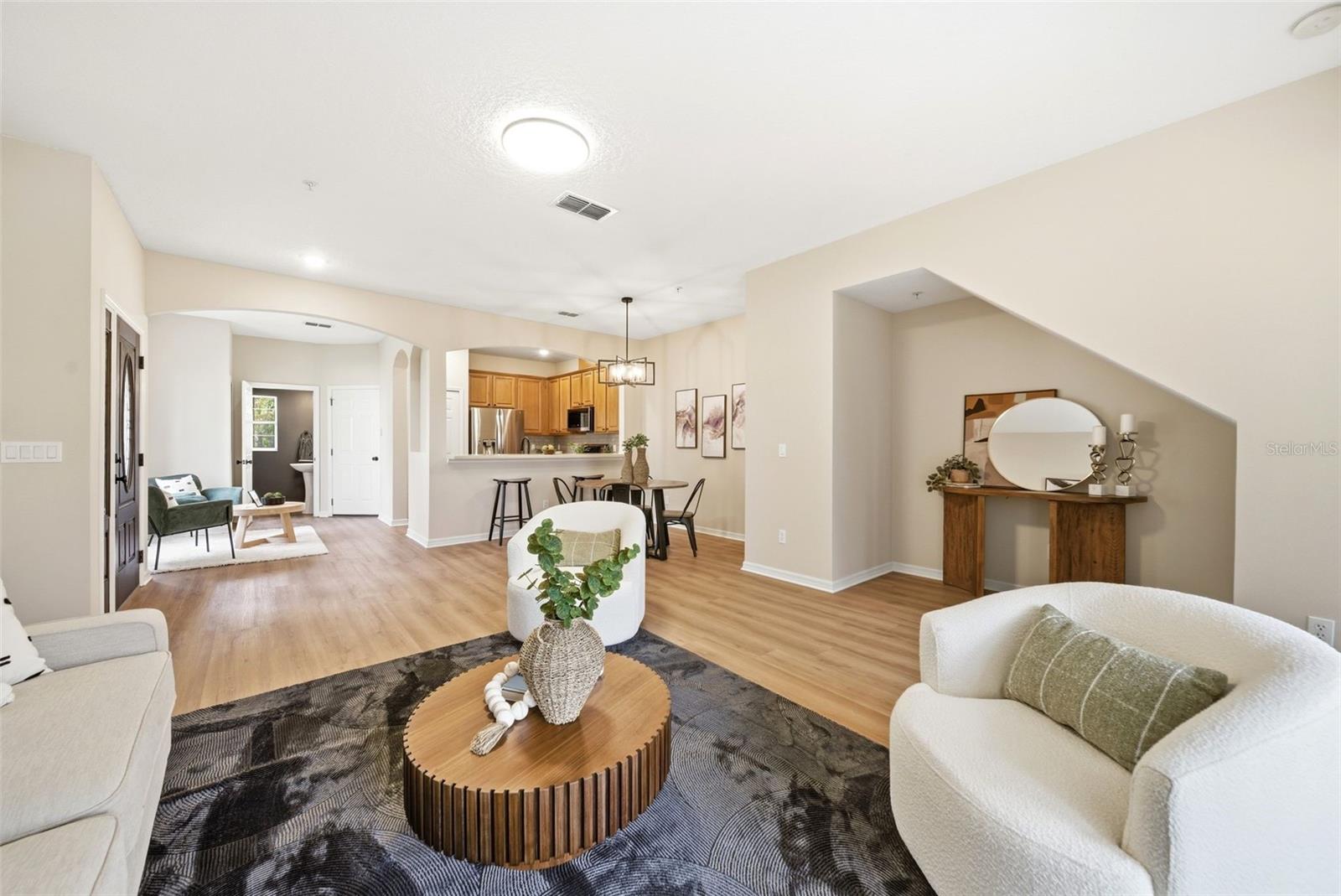 Image 4 of 27 For 1926 Sunset Palm Drive