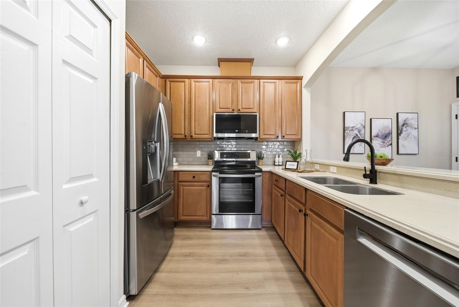 Image 8 of 27 For 1926 Sunset Palm Drive