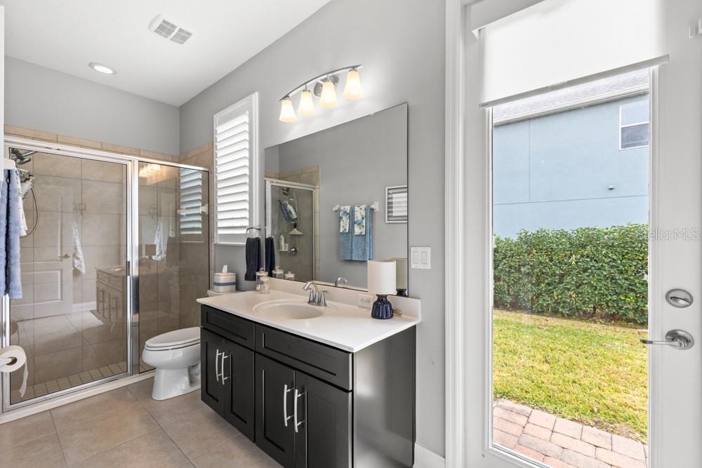 Image 26 of 40 For 16162 Johns Lake Overlook Drive