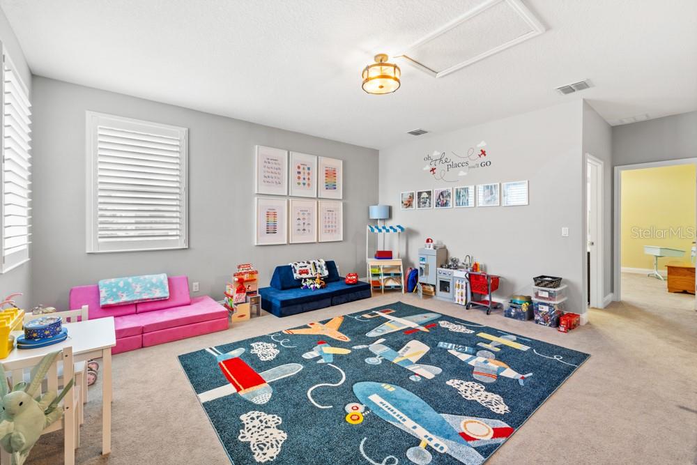 Image 27 of 40 For 16162 Johns Lake Overlook Drive