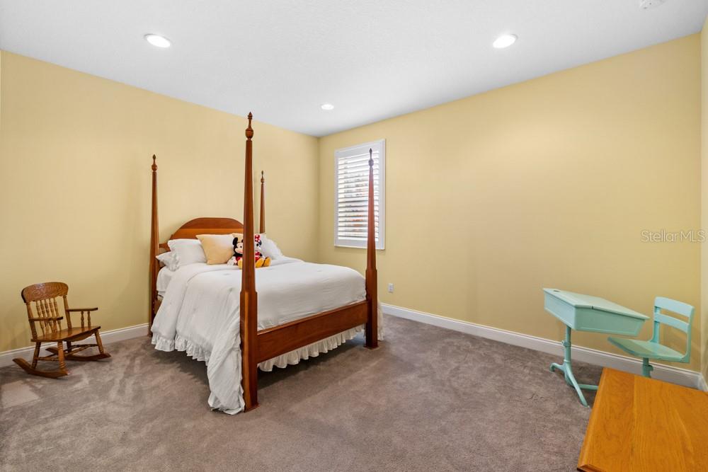 Image 29 of 40 For 16162 Johns Lake Overlook Drive