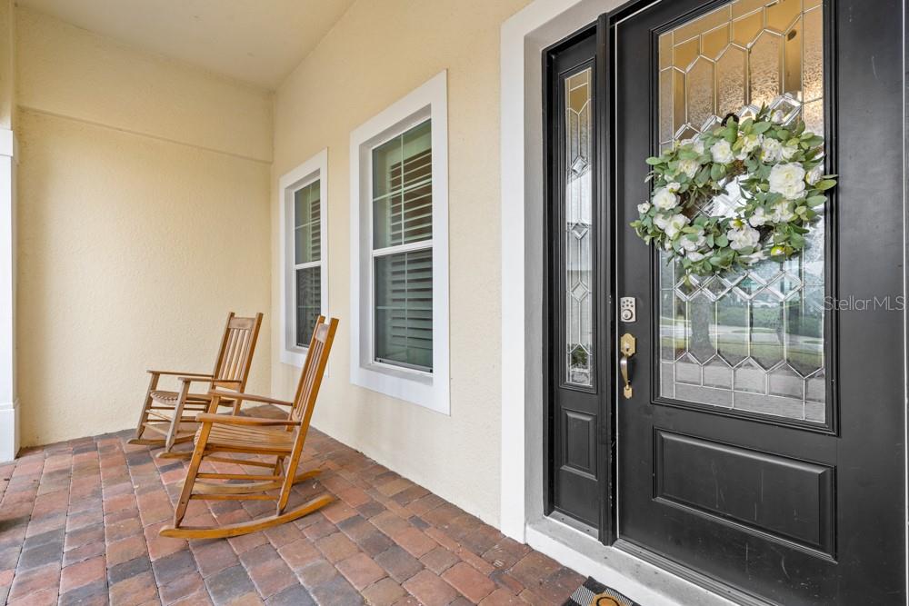 Image 5 of 40 For 16162 Johns Lake Overlook Drive