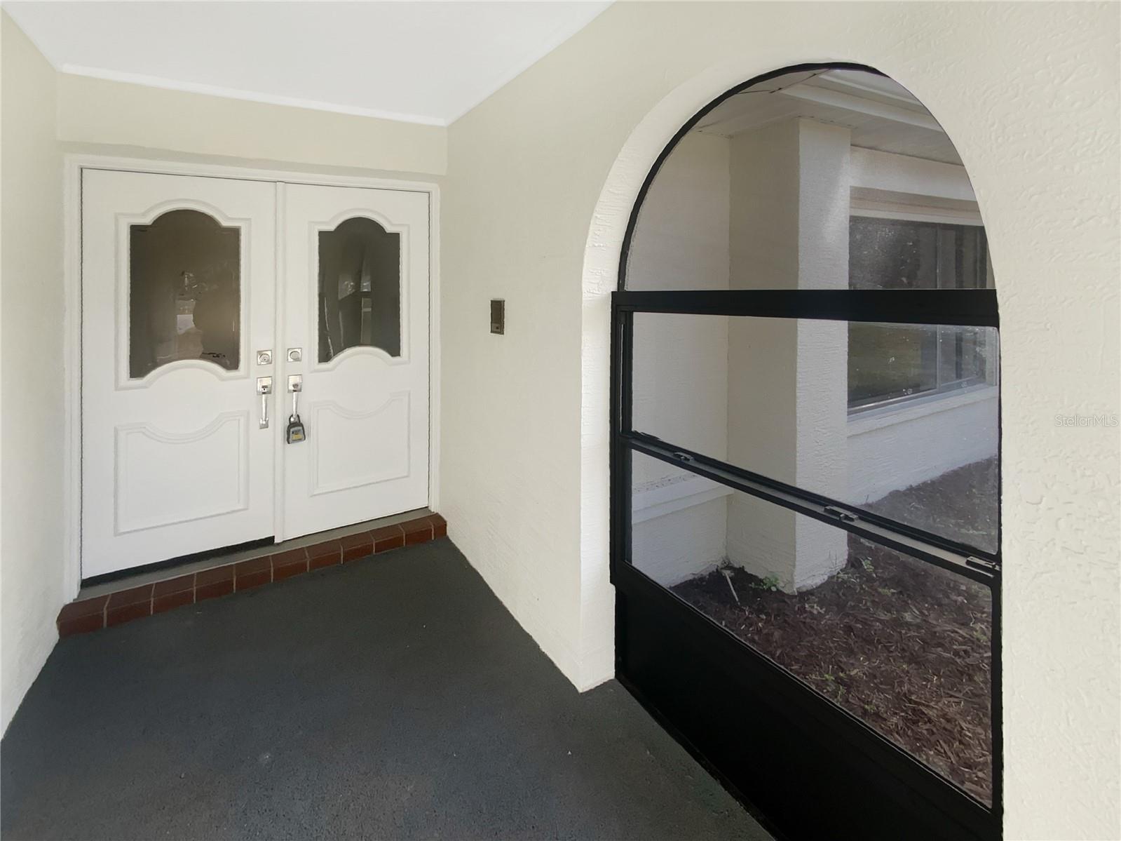 Image 9 of 39 For 18148 Oak Way Drive