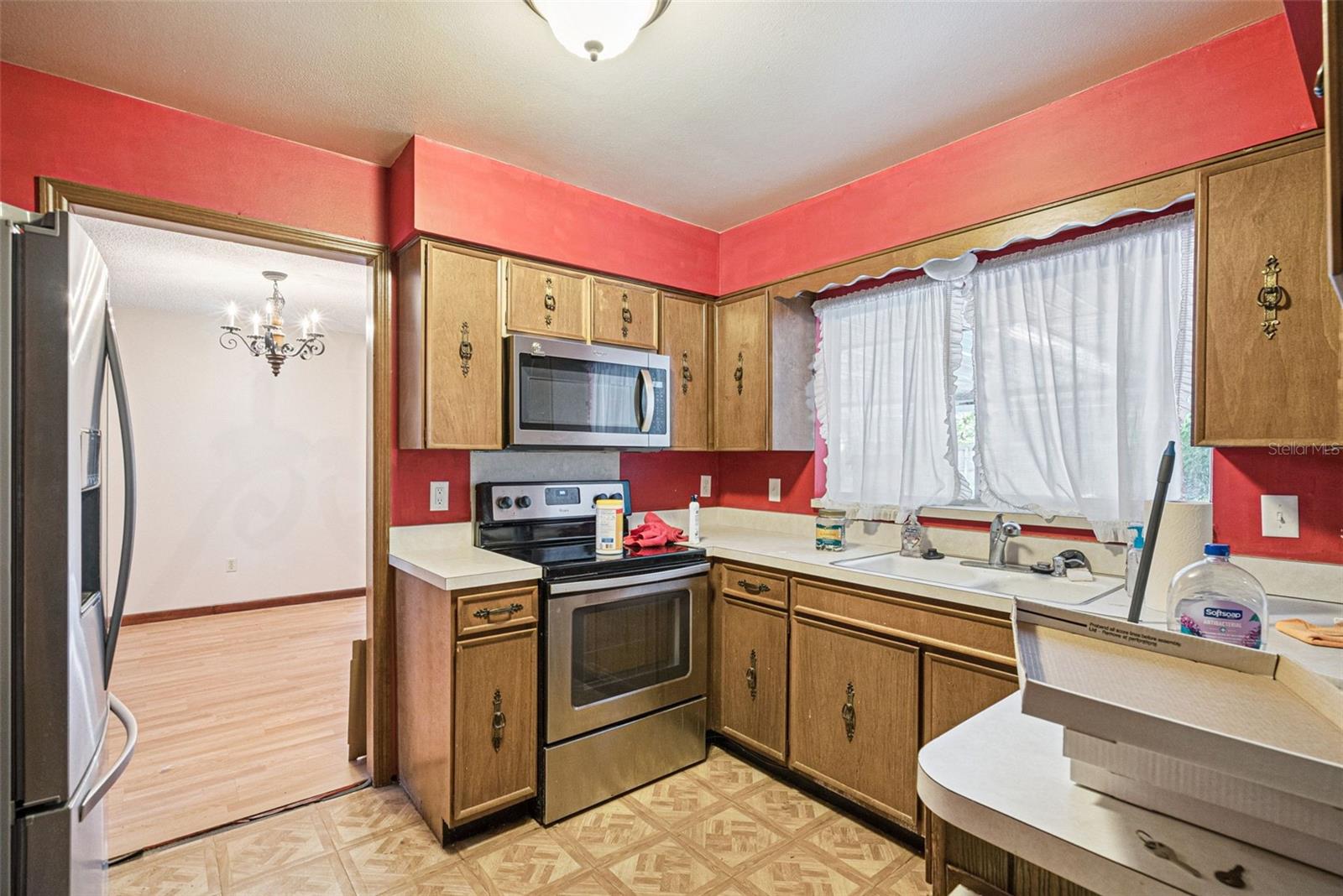 Image 14 of 35 For 2466 Fieldingwood Road