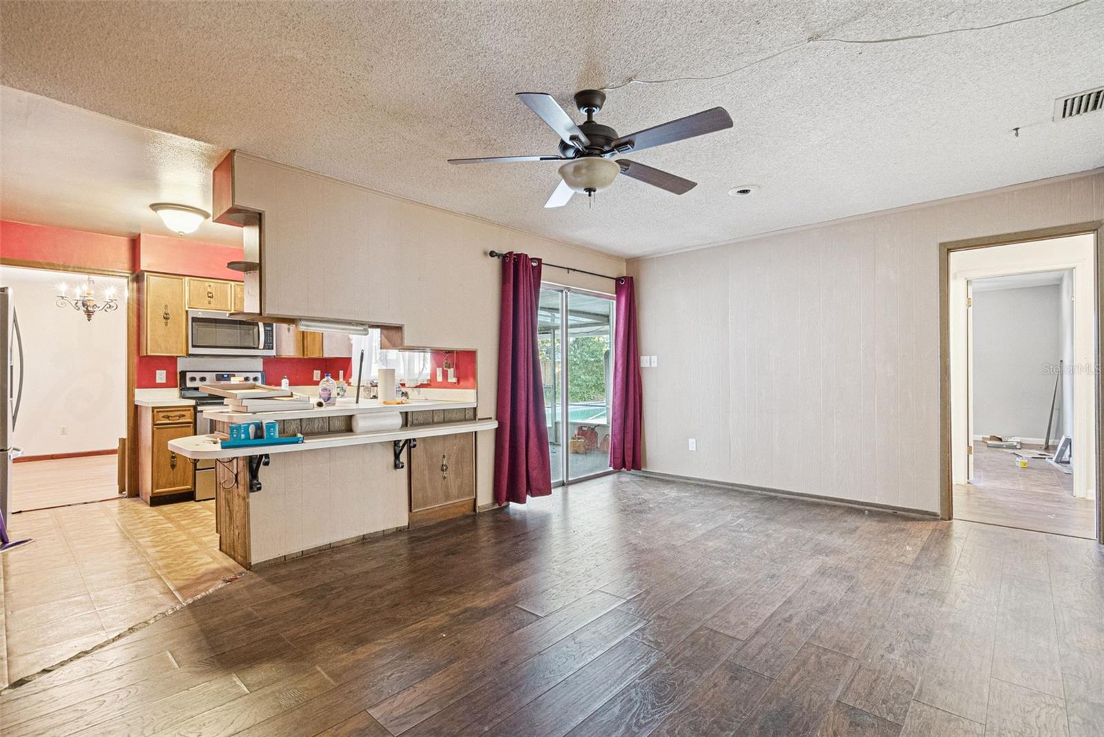 Image 15 of 35 For 2466 Fieldingwood Road