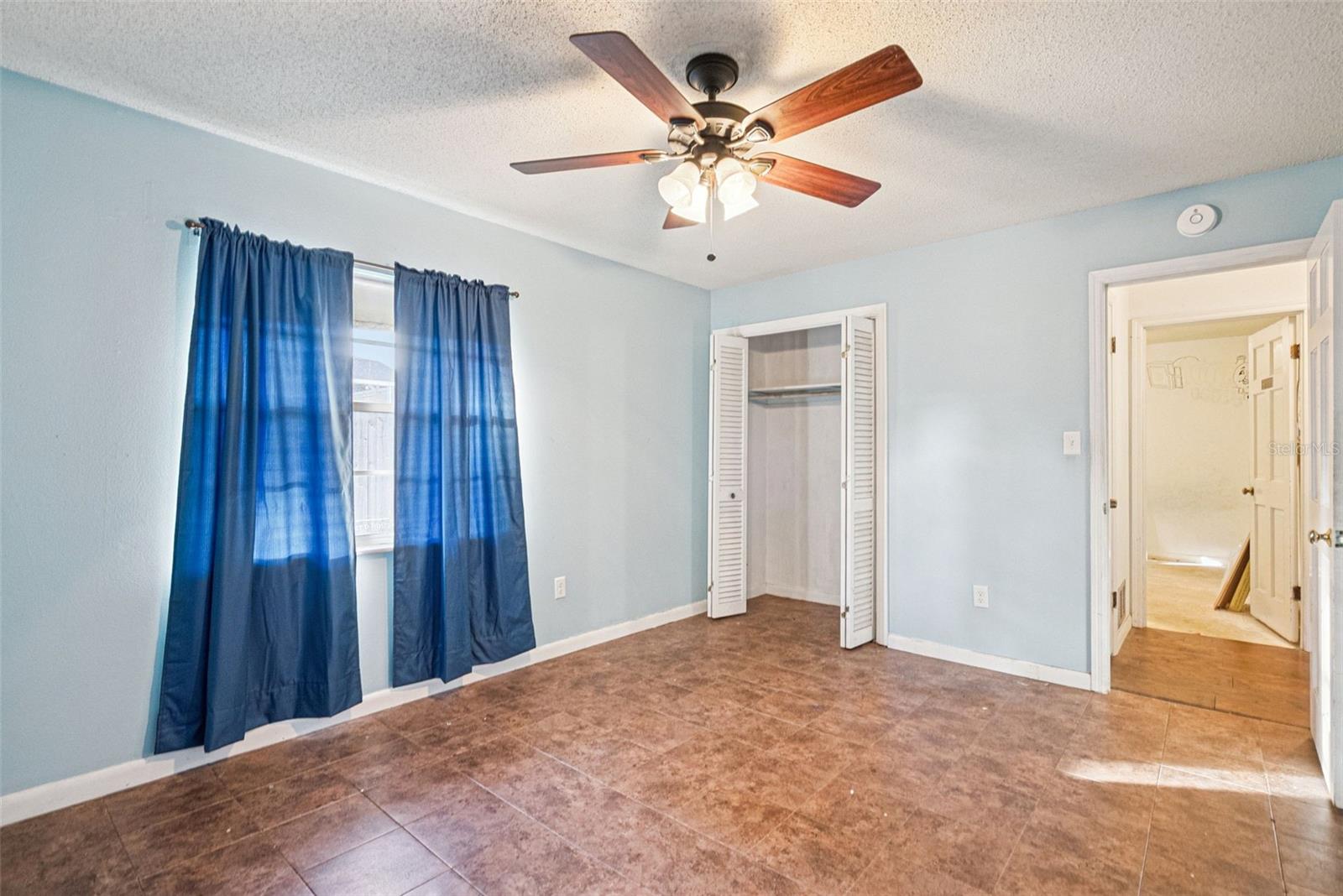 Image 18 of 35 For 2466 Fieldingwood Road