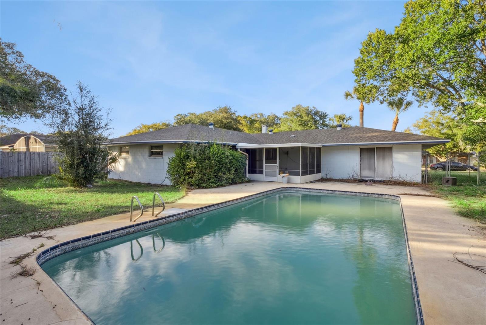 Image 31 of 35 For 2466 Fieldingwood Road