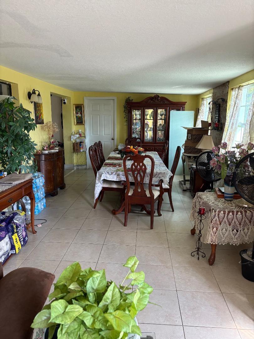 Image 12 of 17 For 143 Cedarwood Circle