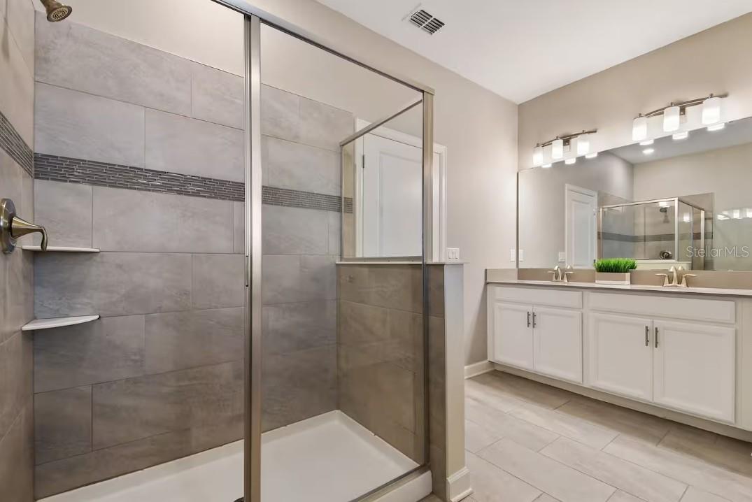 Image 18 of 58 For 1545 Maidstone Court