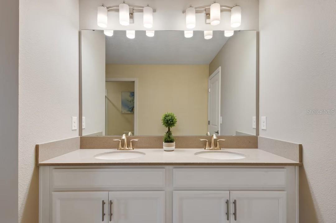 Image 22 of 58 For 1545 Maidstone Court