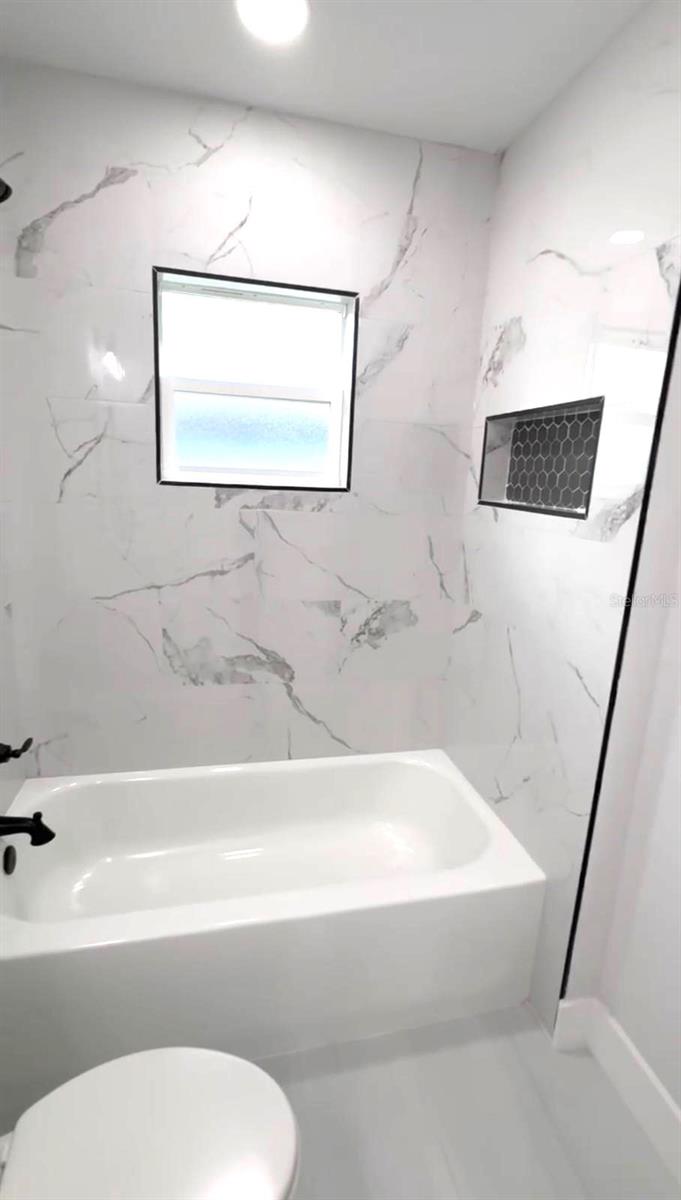 Image 12 of 32 For 4115 El Rado Ave