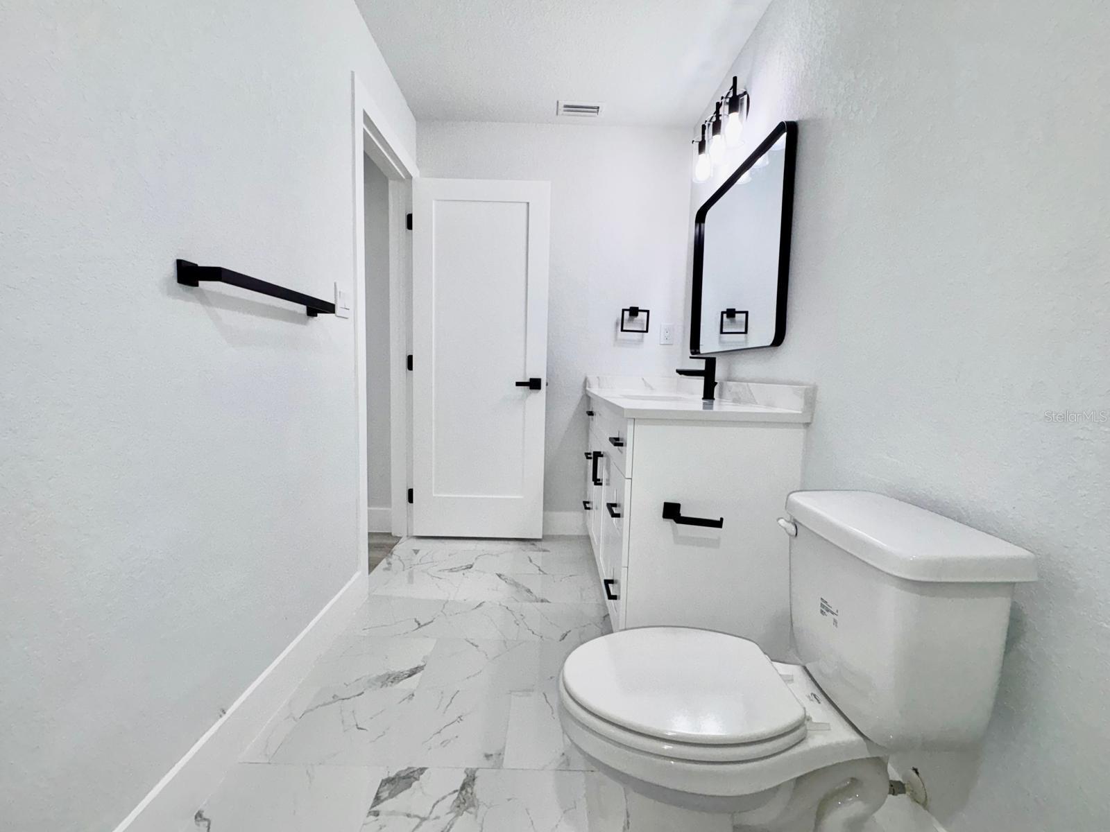 Image 14 of 32 For 4115 El Rado Ave