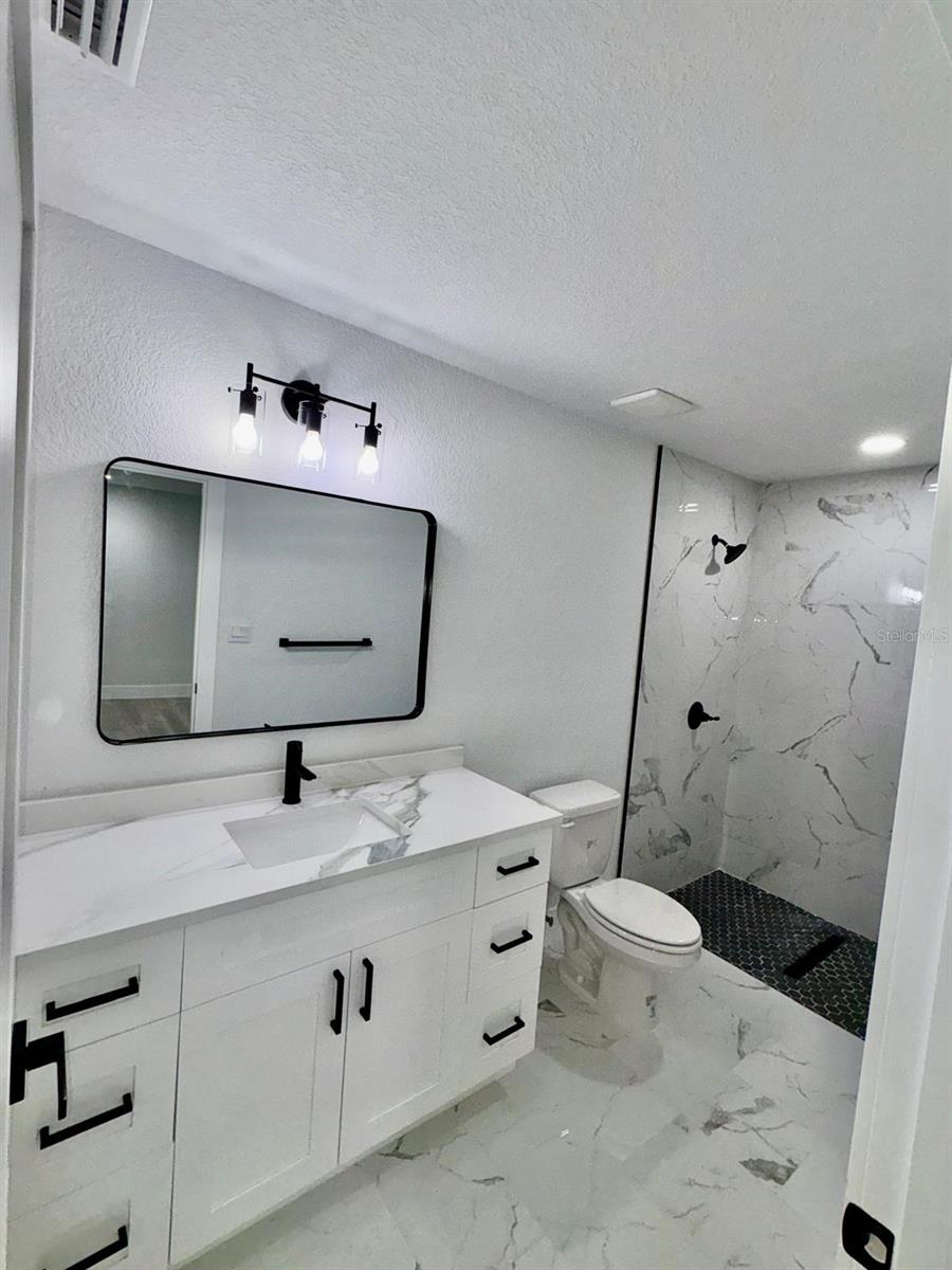 Image 15 of 32 For 4115 El Rado Ave