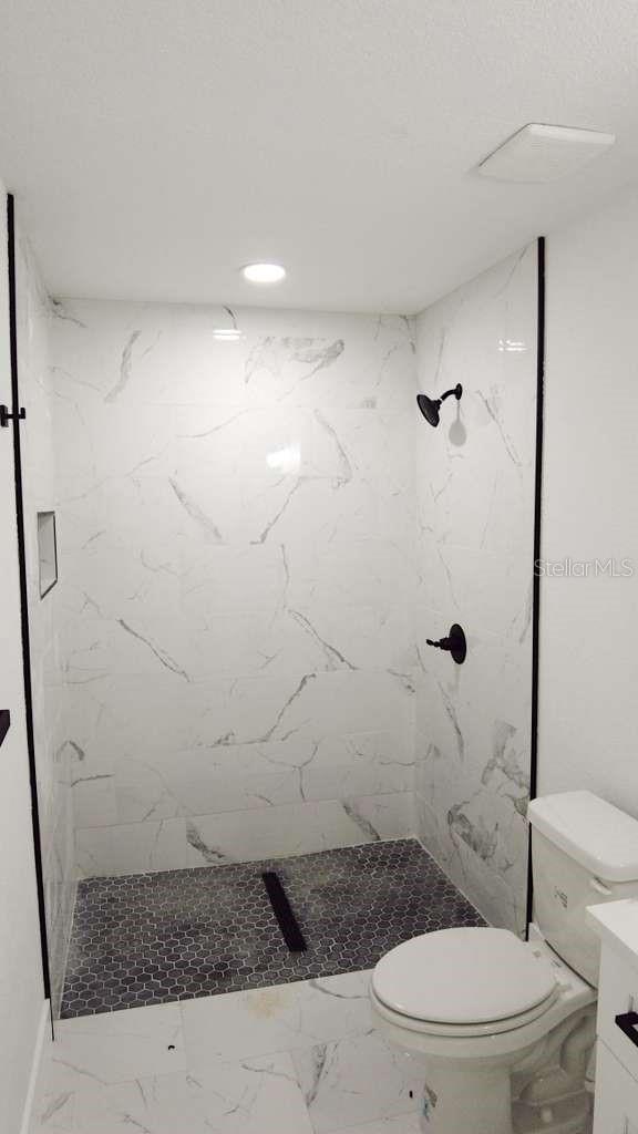 Image 16 of 32 For 4115 El Rado Ave