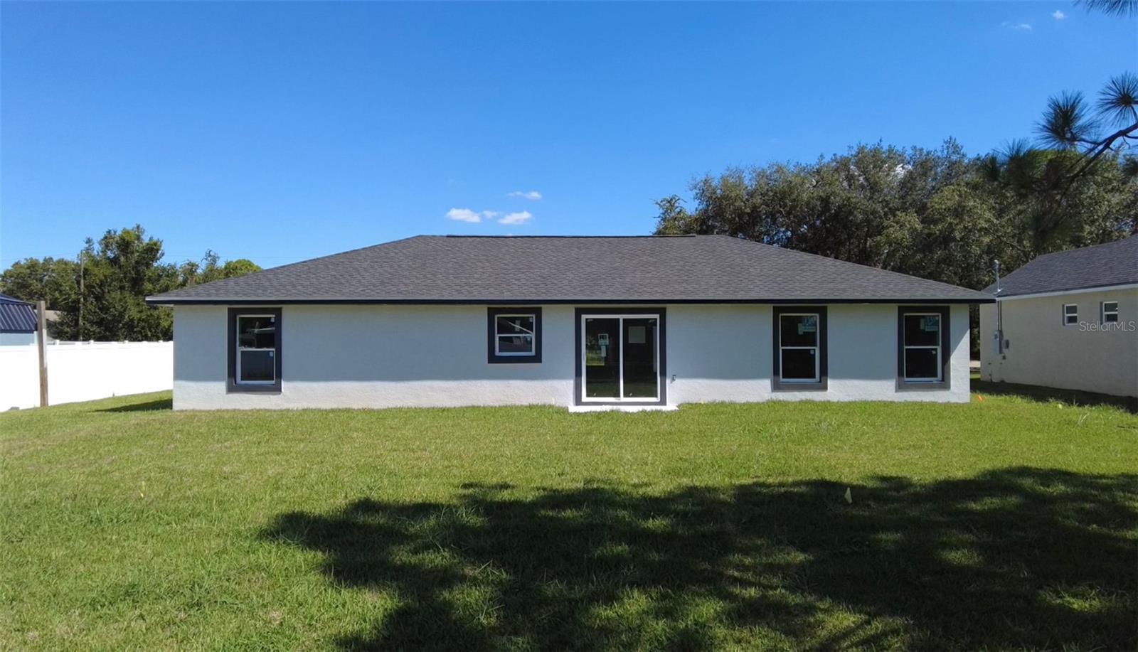 Image 21 of 32 For 4115 El Rado Ave