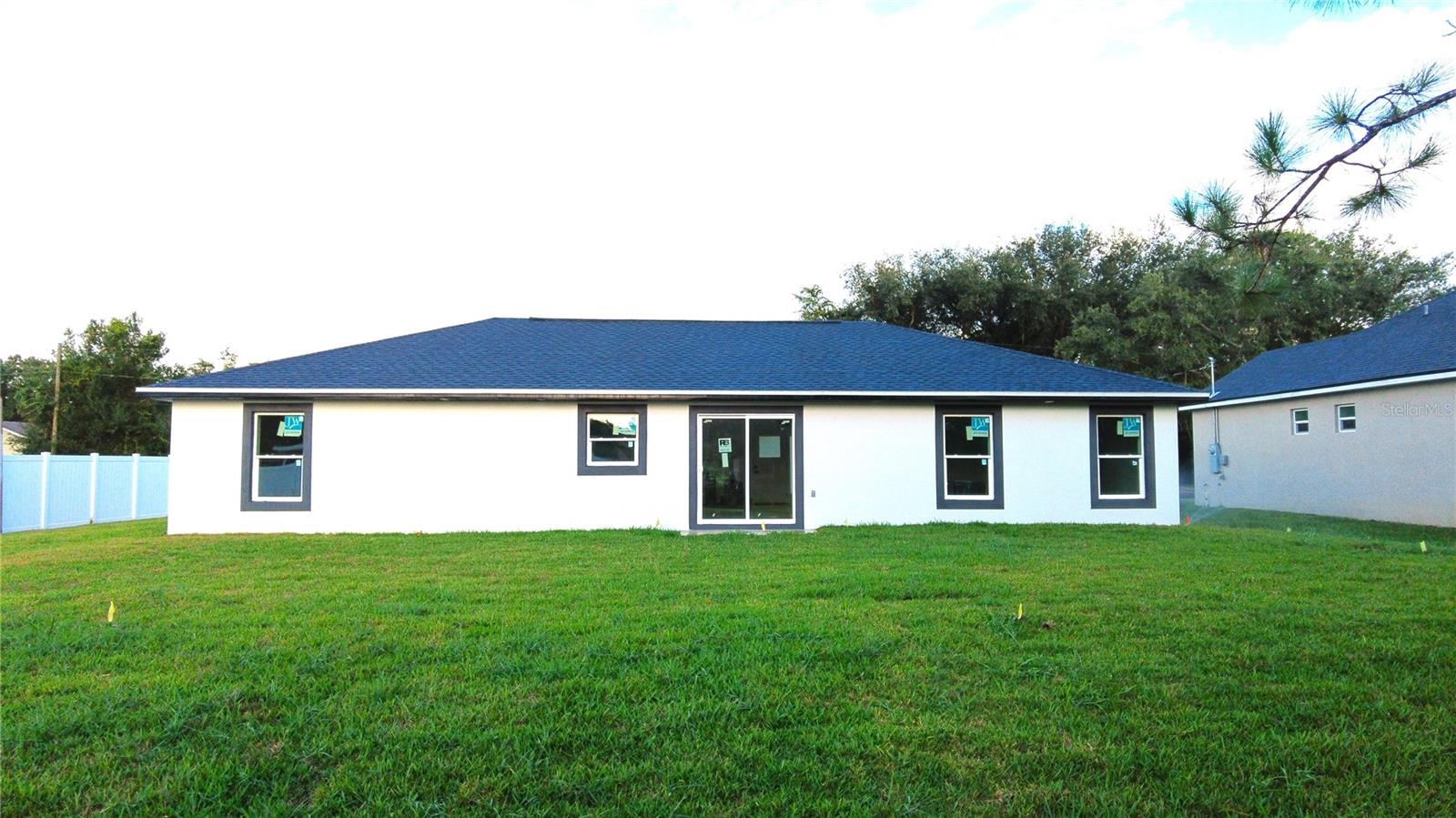 Image 23 of 32 For 4115 El Rado Ave