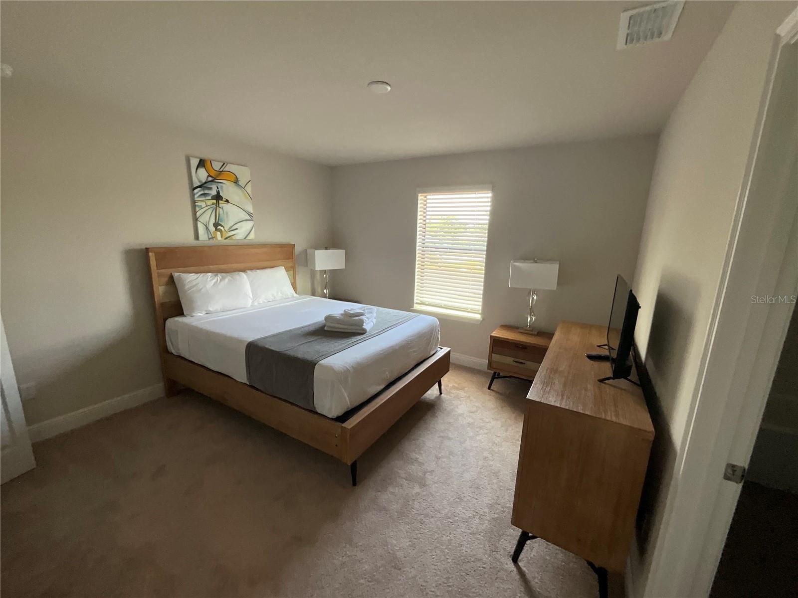 Image 13 of 31 For 226 Macaulays Cove