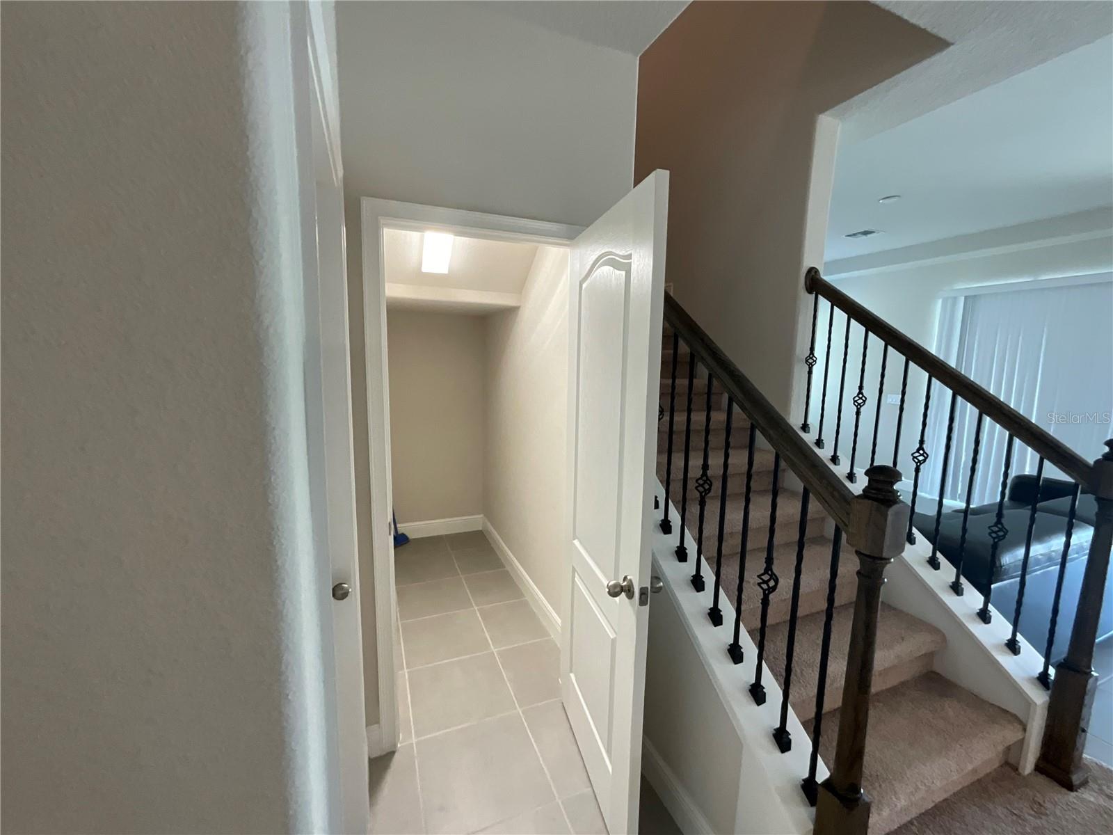 Image 21 of 31 For 226 Macaulays Cove