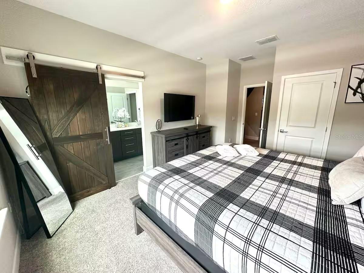 Image 15 of 24 For 216 Villa Domani Circle