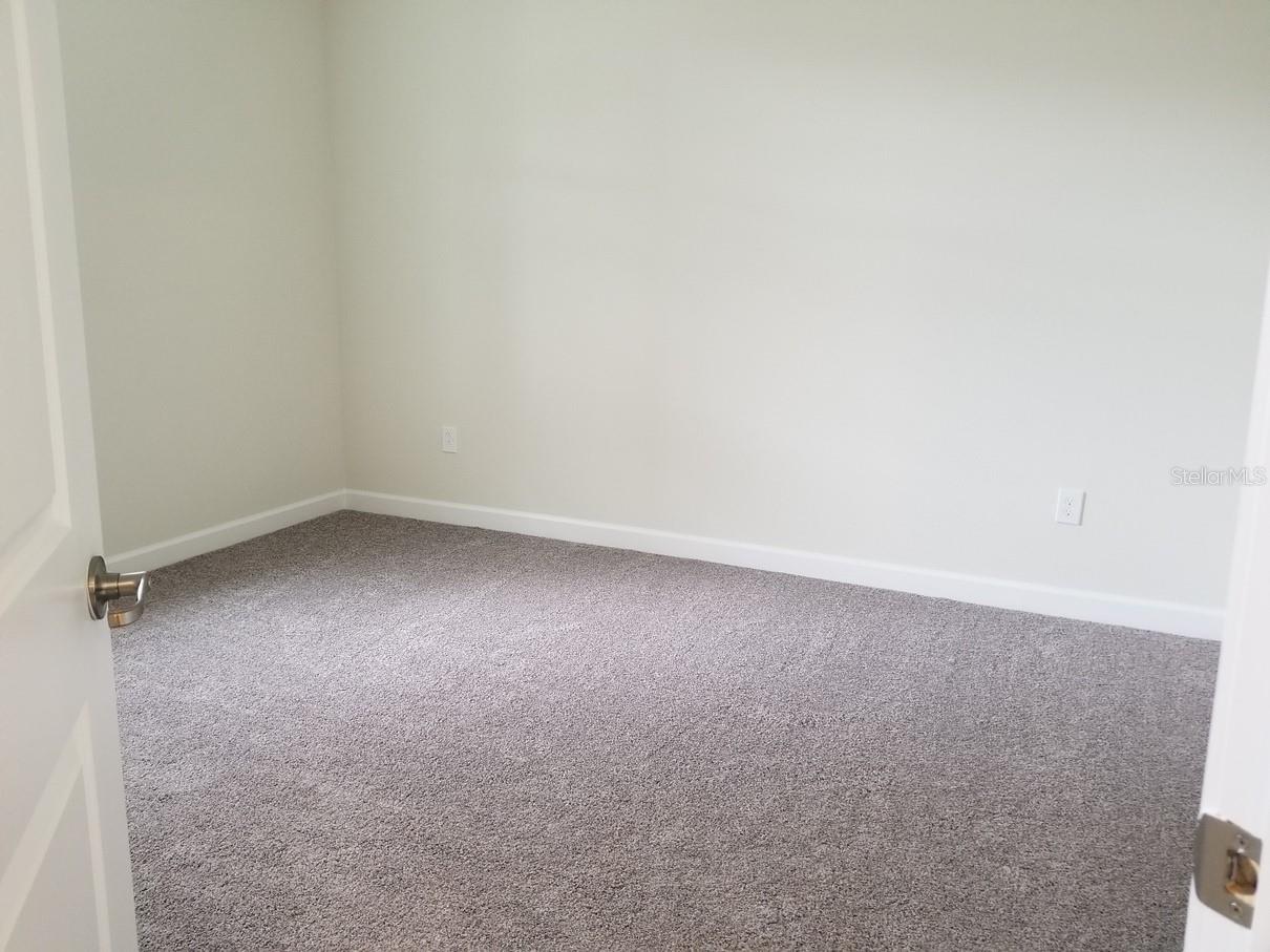 Image 5 of 13 For 10028 Lovegrass Lane