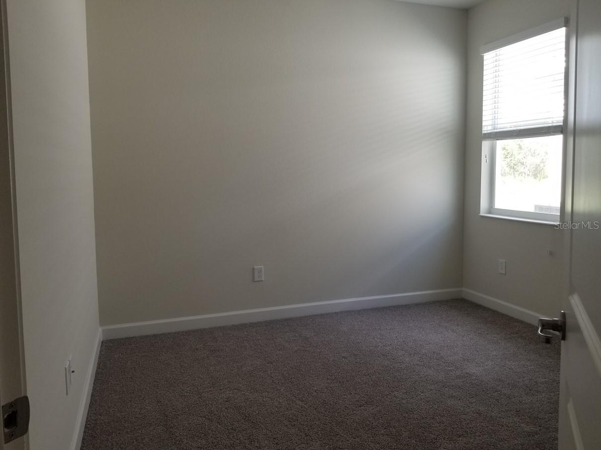 Image 6 of 13 For 10028 Lovegrass Lane