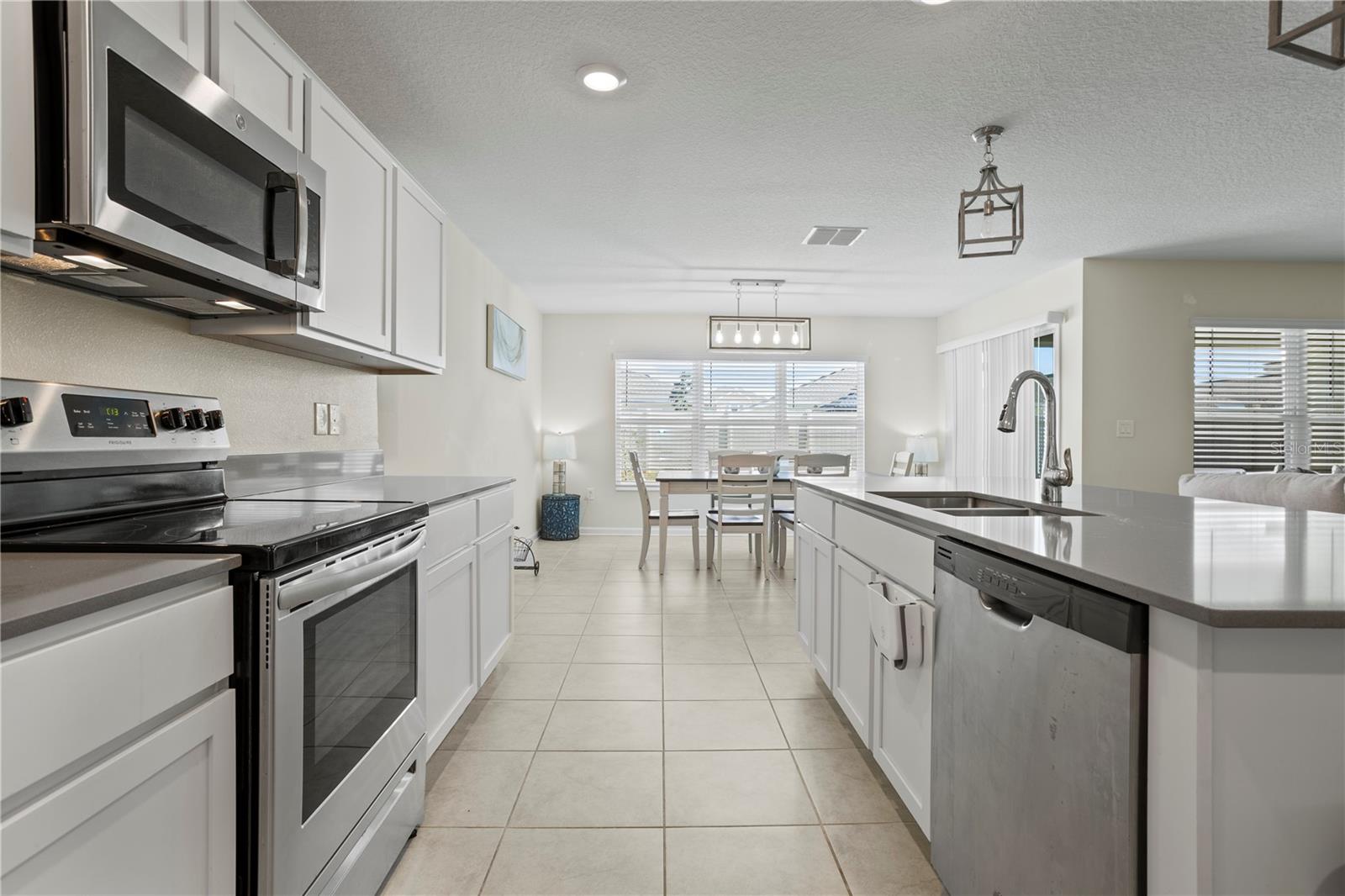 Image 11 of 40 For 4330 Sunny Creek Place