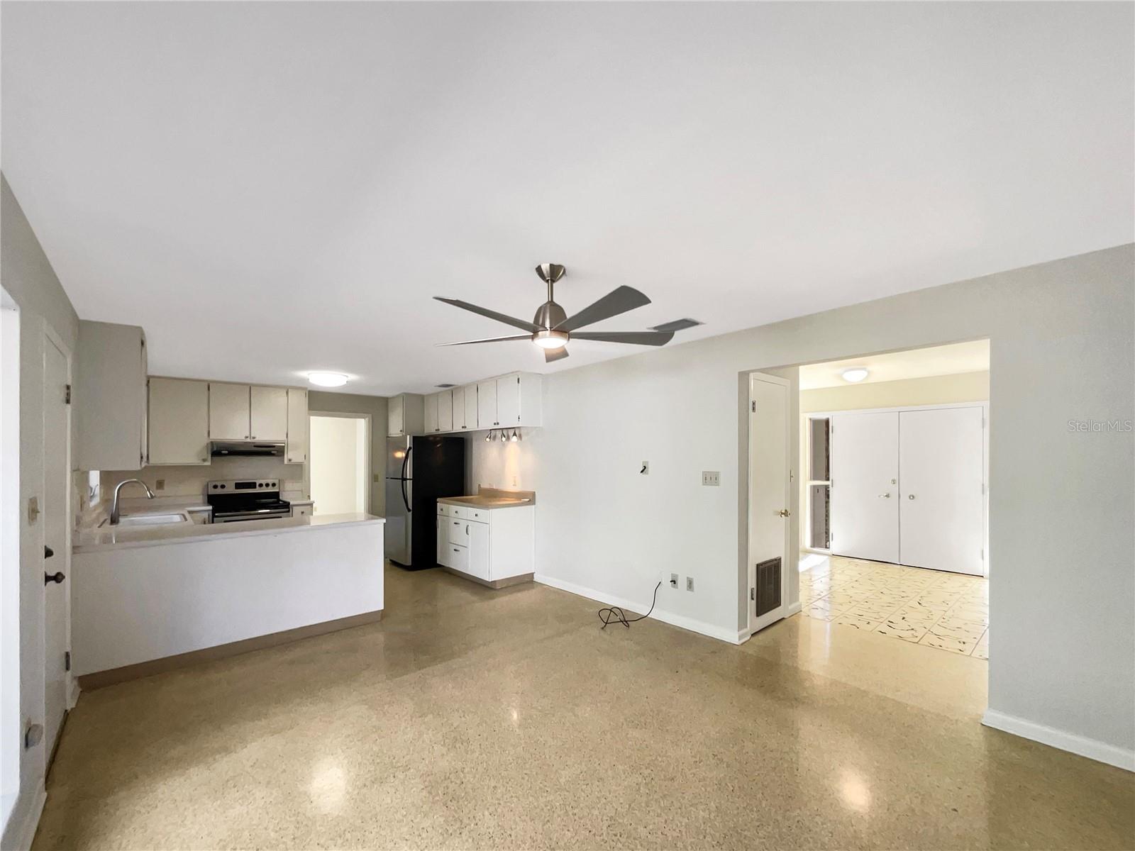 Image 11 of 23 For 5250 Timberlane Road