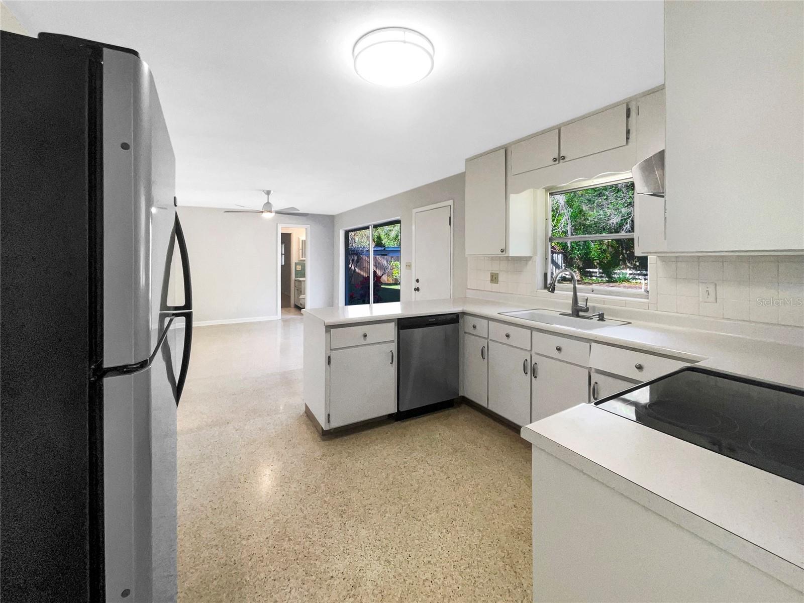 Image 13 of 23 For 5250 Timberlane Road