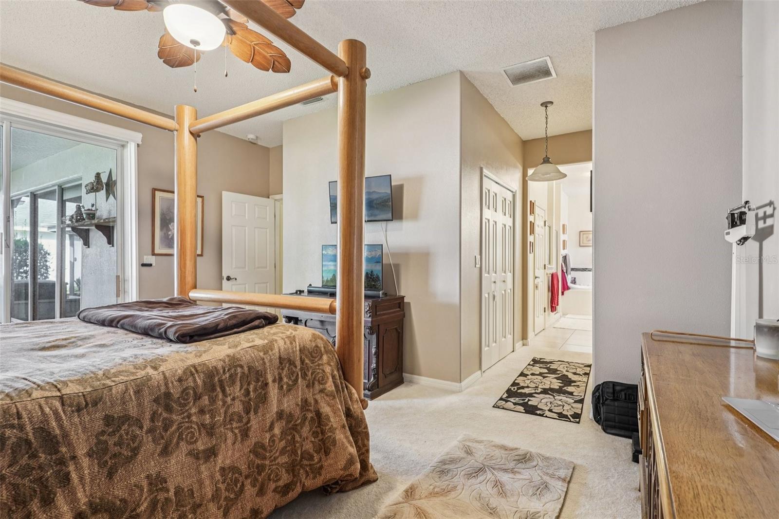 Image 13 of 33 For 4636 Glen Coe Street