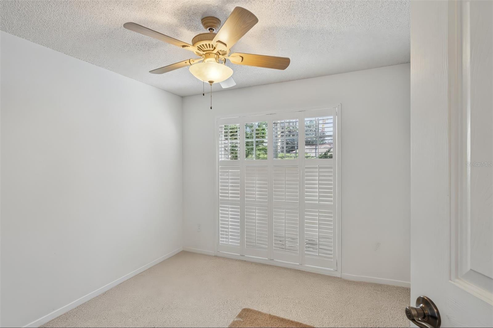 Image 17 of 33 For 4636 Glen Coe Street