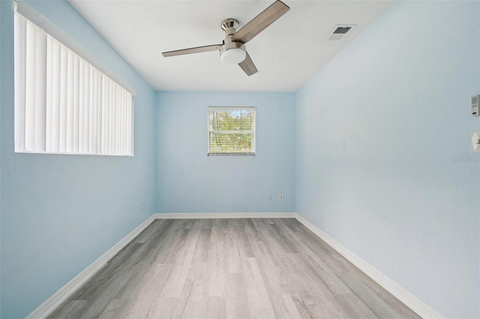 Image 14 of 23 For 1710 55th Street