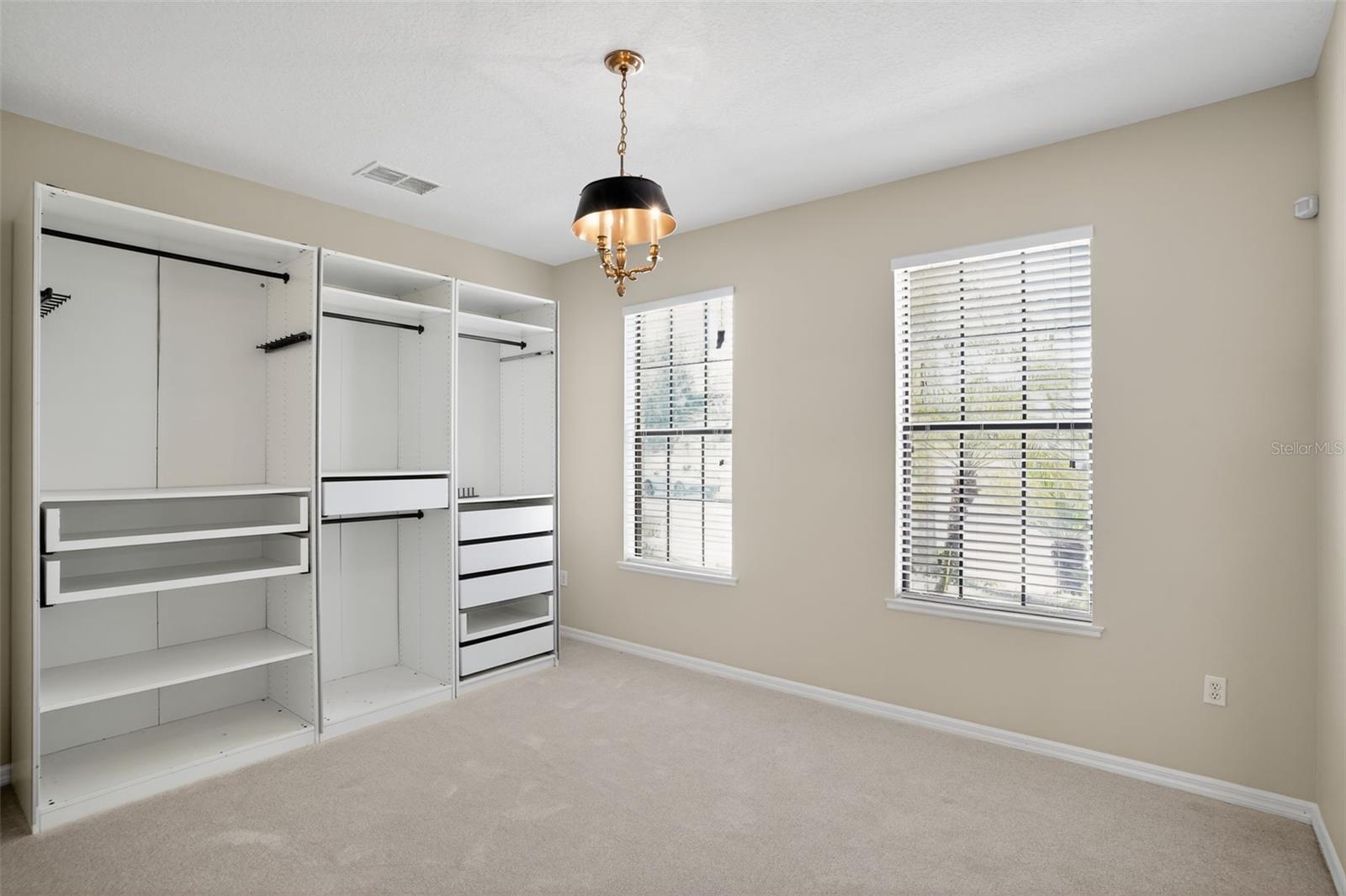 Image 11 of 27 For 4026 Sunburst View Circle