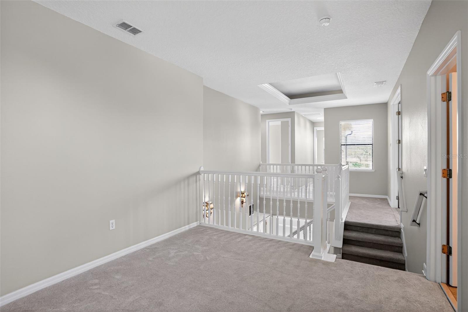 Image 18 of 27 For 4026 Sunburst View Circle