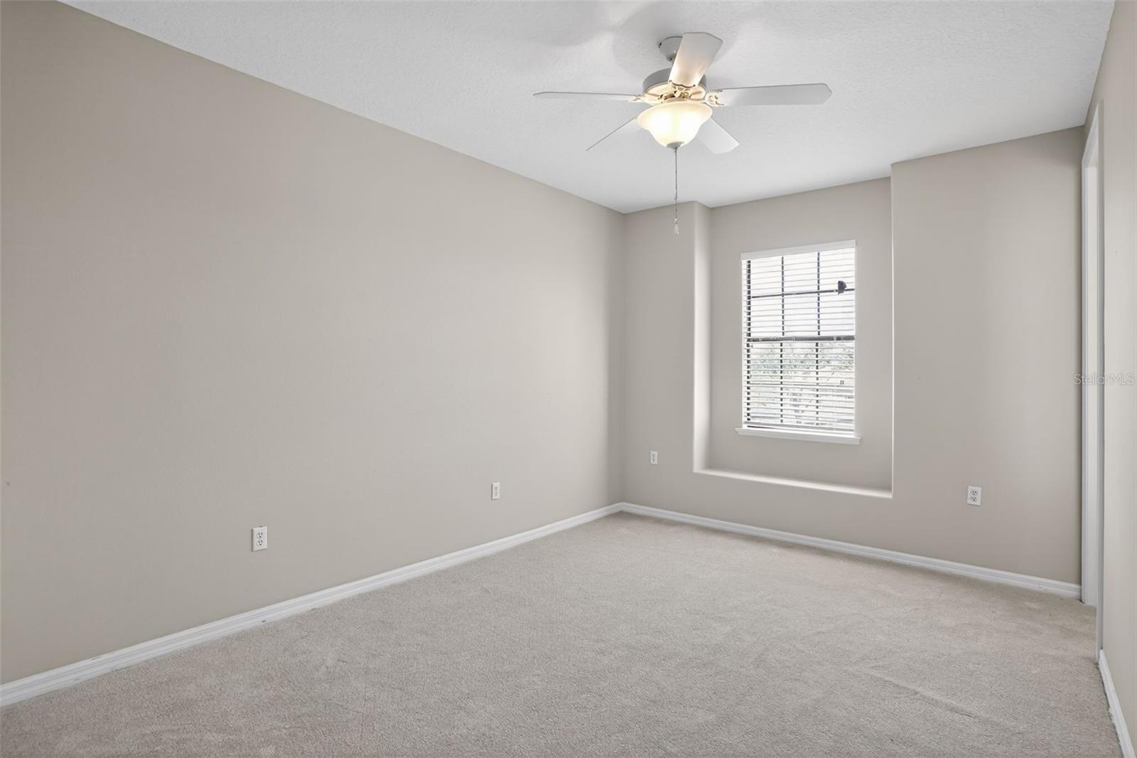 Image 21 of 27 For 4026 Sunburst View Circle