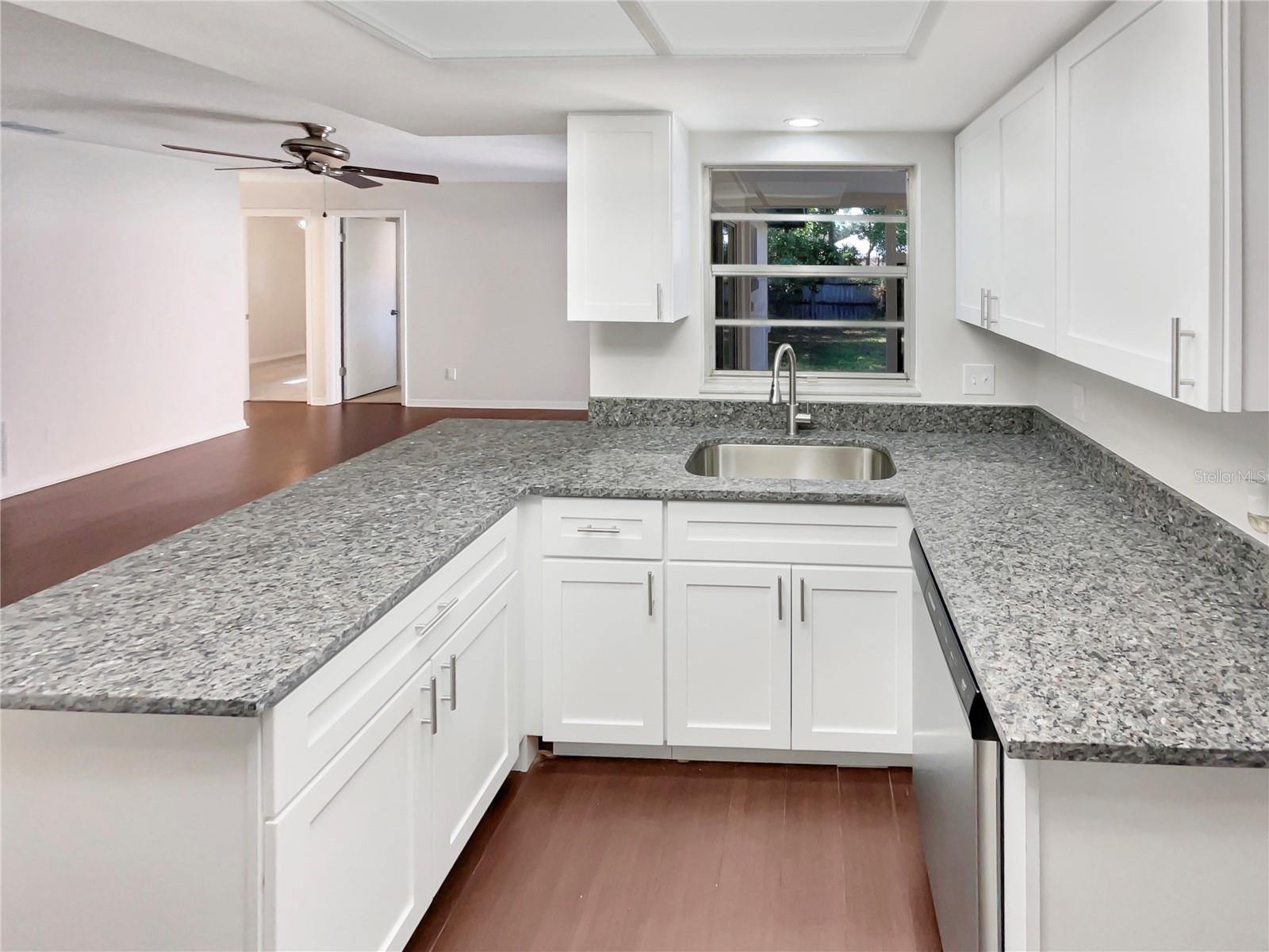 Image 18 of 27 For 352 Sesame Avenue