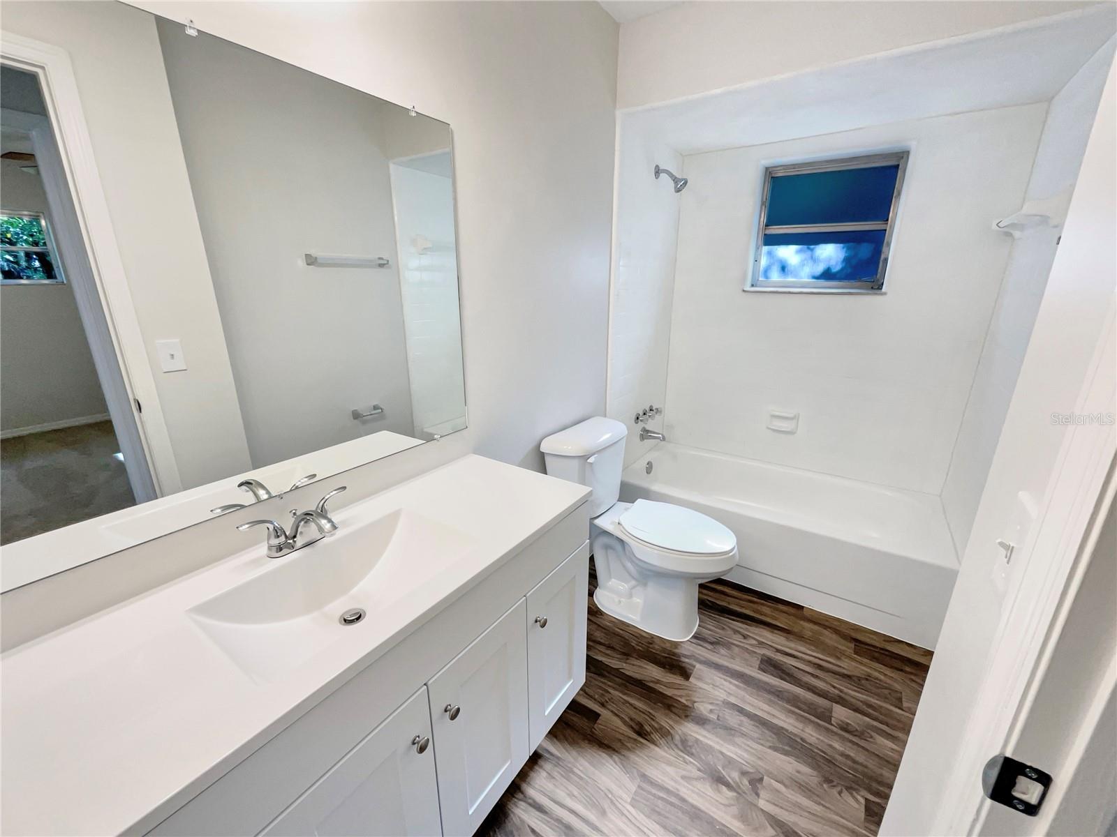 Image 24 of 27 For 352 Sesame Avenue