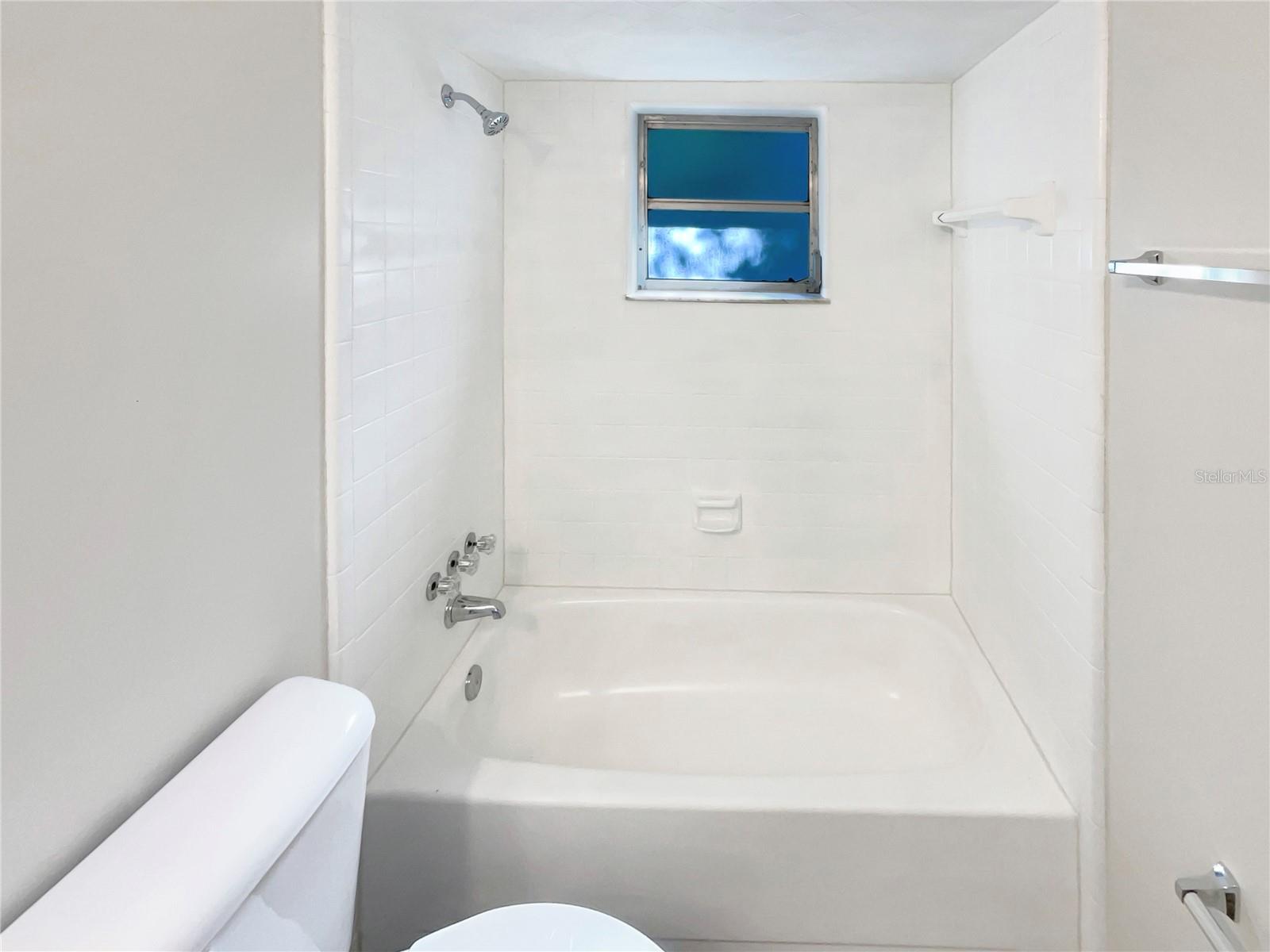 Image 25 of 27 For 352 Sesame Avenue