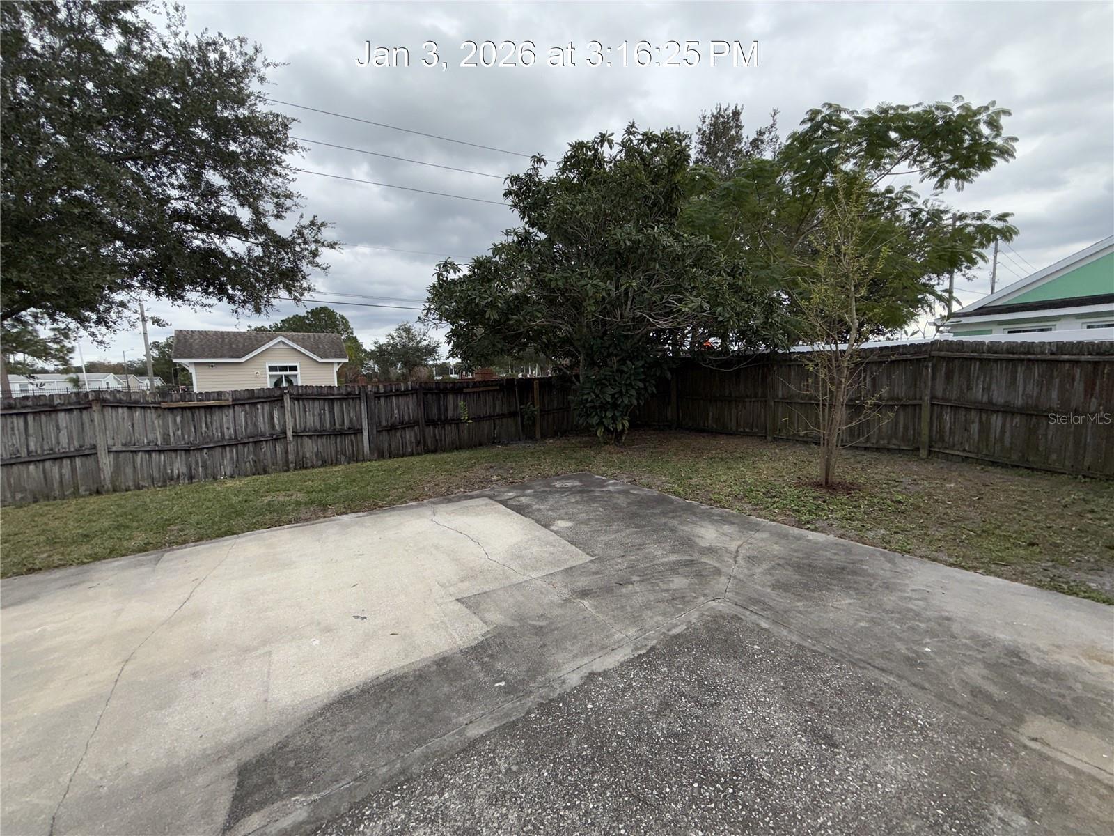 Image 20 of 21 For 1911 Colonial Woods Boulevard