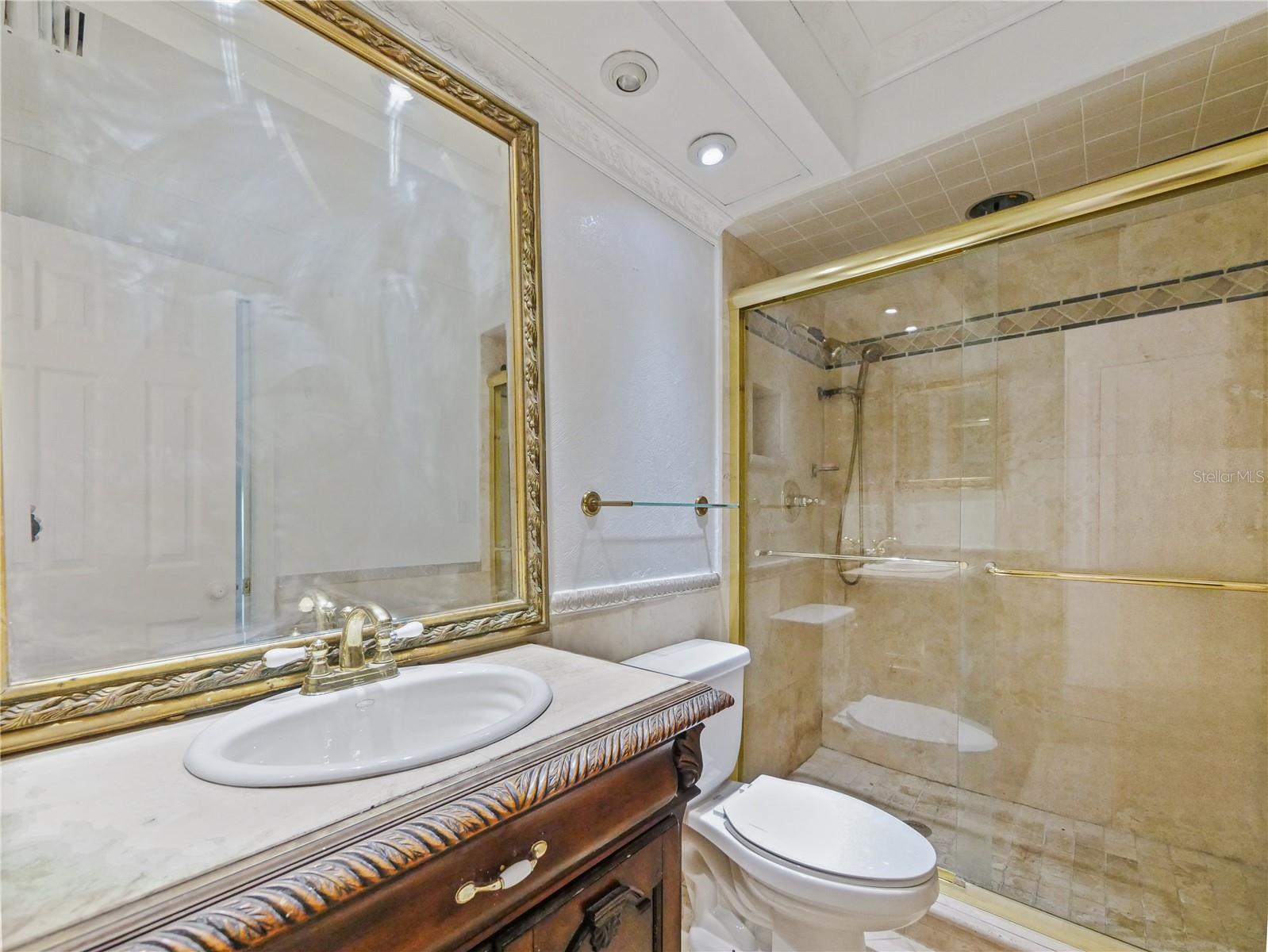 Image 19 of 36 For 175 Crown Point Circle 175